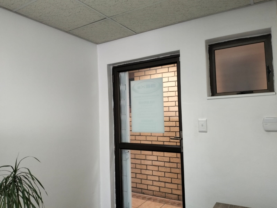 To Let commercial Property for Rent in Eversdal Western Cape